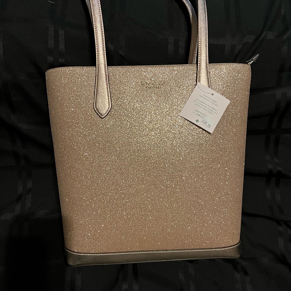 Kate Spade Continental Handbag & Wallet (Matching set)

ROSE GOLD (PINK TINT)